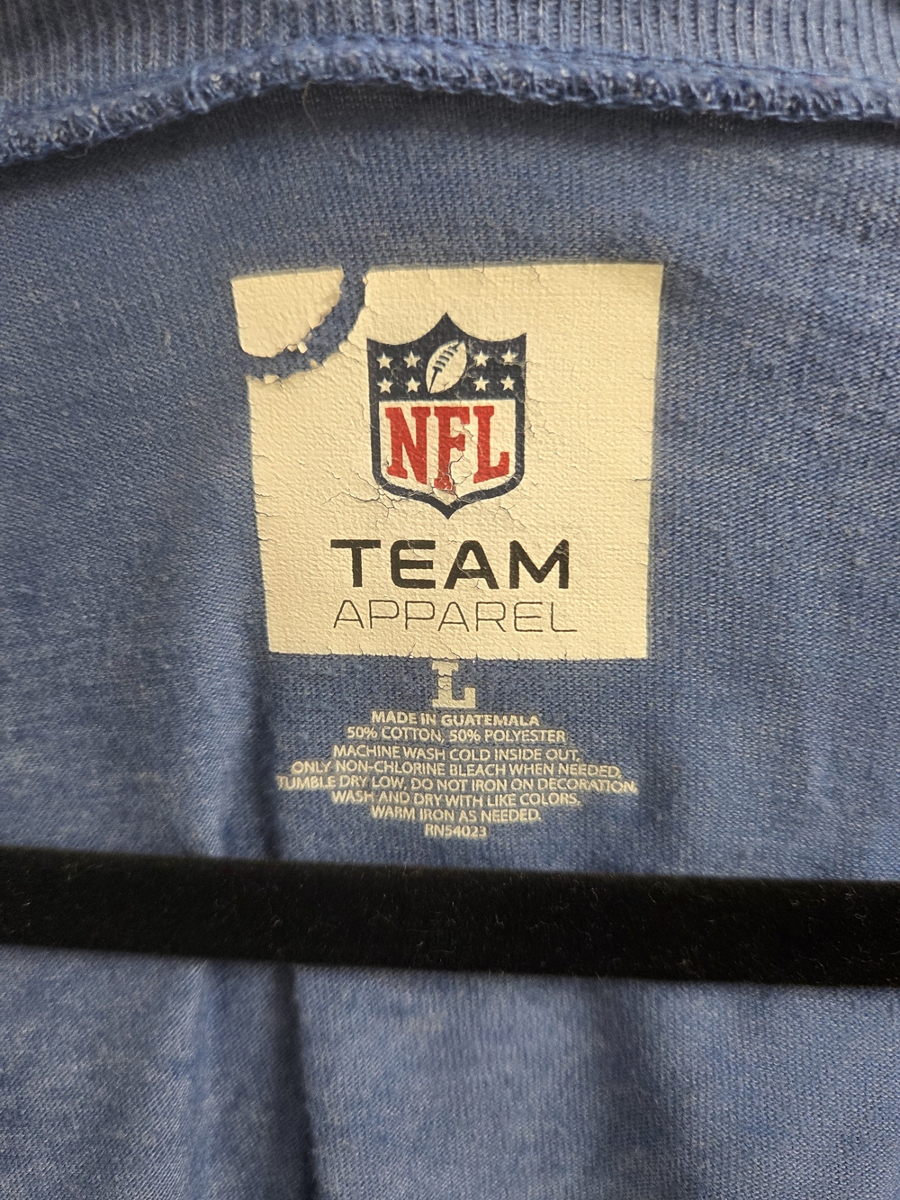 NFL Buffalo Bills Women's V-Neck Tee in Blue with Red & White Detail - Picture 3 of 4